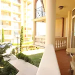Appartement Menada Atrium Elenite