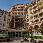 Menada Atrium Appartement *