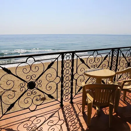 Menada Atrium Apartamento Elenite