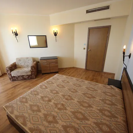 Menada Atrium דירה