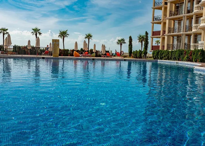 Menada Atrium Apartamento Elenite