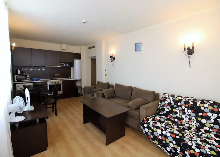 Menada Atrium Apartamento Elenite